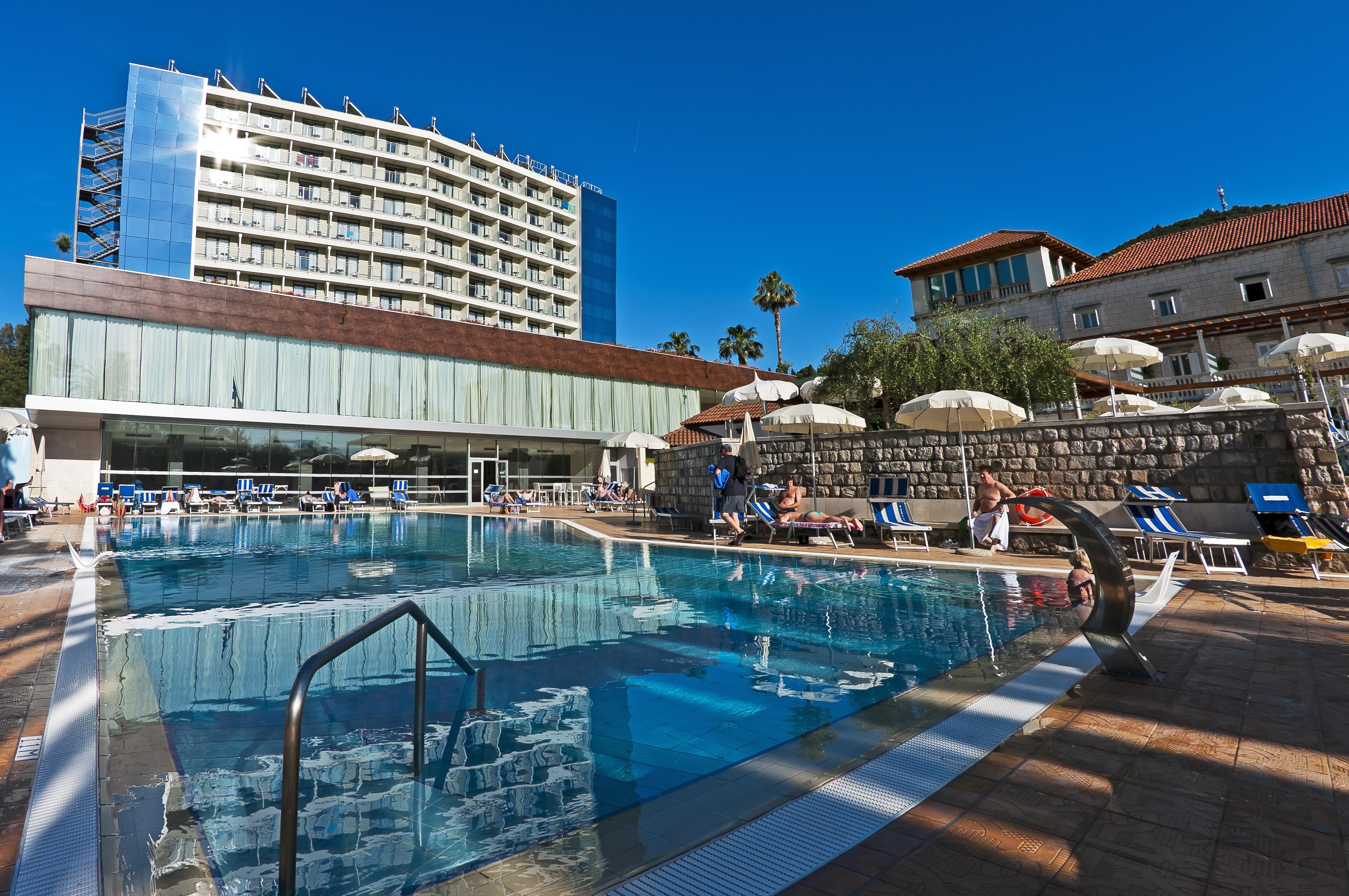 Grand Park Hotel