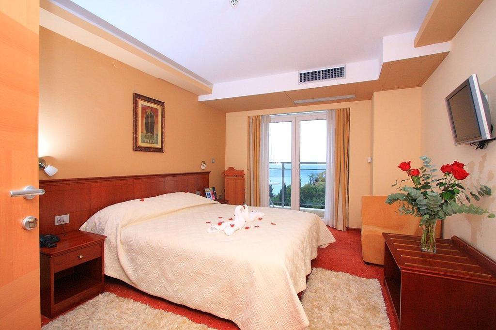 Grand Park Hotel
